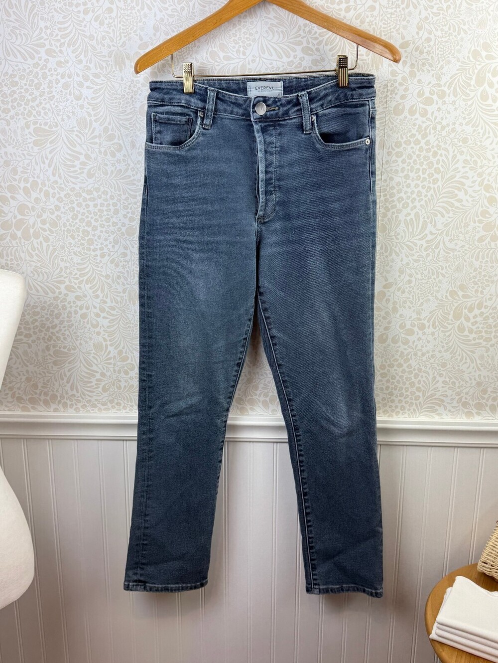 Evereve The Ever Straight High-Rise Stretch Medium Wash Denim Jean - Size - 27 - Picture 2 of 7